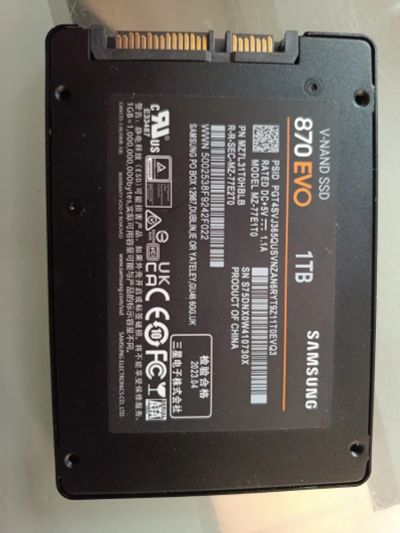 Лот: 21115932. Фото: 1. SSD 1tb реплика под Samsung. SSD-накопители