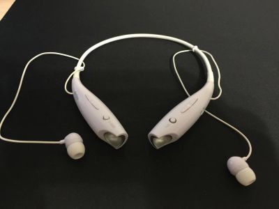 Лот: 6784388. Фото: 1. Bluetooth-Гарнитура Perfeo Спортивная... Красноярск