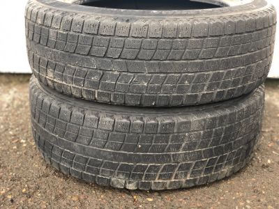 Лот: 21727439. Фото: 1. Bridgestone 215-60-17. Шины