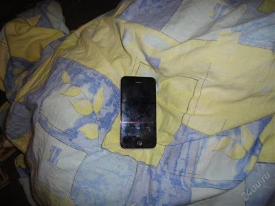 Лот: 2458470. Фото: 1. iphone 4 black 8gb. Смартфоны
