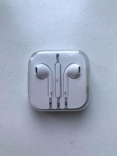 Лот: 13494451. Фото: 1. Наушники Apple Earpods 3,5mm оригинал. Наушники, гарнитуры
