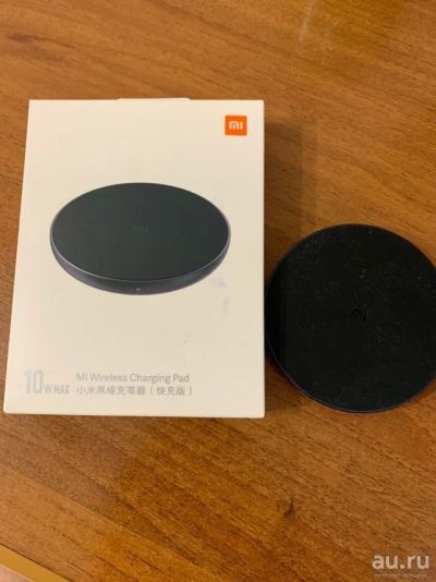 Лот: 13443194. Фото: 1. Беспроводная зарядка Xiaomi Mi... Зарядные устройства, блоки питания, адаптеры сетевые для смартфонов