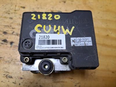 Лот: 18529859. Фото: 1. Блок abs Mitsubishi Airtrek CU4W... Тормозная система