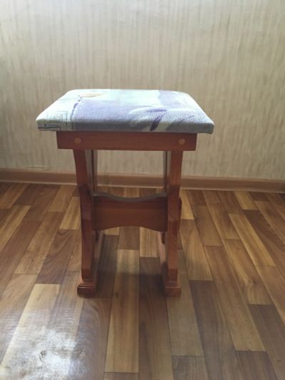 Лот: 12269603. Фото: 1. 4 Табурета мяких. Столы, стулья, обеденные группы