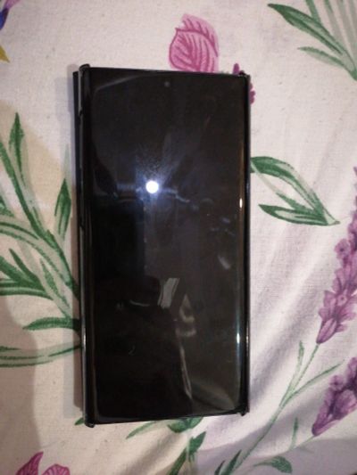Лот: 17266351. Фото: 1. Samsung note 10. Смартфоны