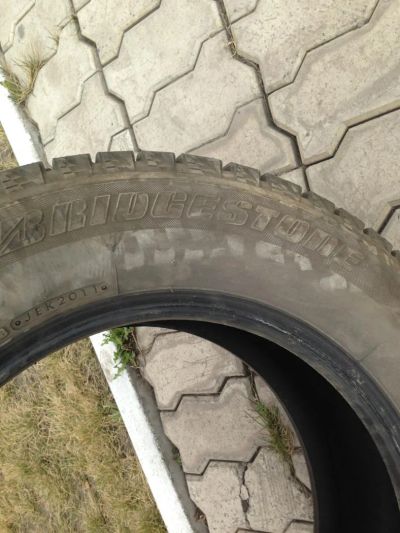 Лот: 3999971. Фото: 1. Bridgestone Blizzak REVO 2 215... Шины