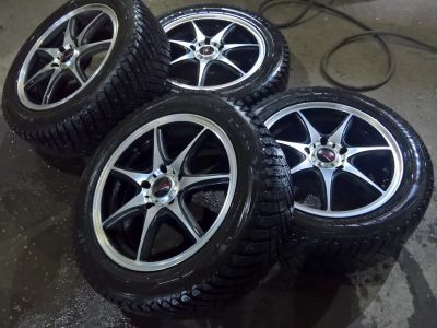 Лот: 10058360. Фото: 1. Литые диски R16 с зимней шипованной... Шины на дисках