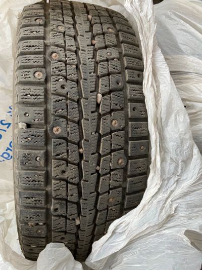 Лот: 19410995. Фото: 1. Зимние шины Dunlop SP Winter Ice... Шины