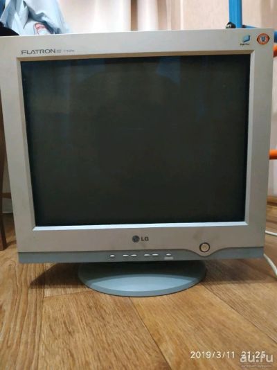 Лот: 13359327. Фото: 1. Монитор LG 17". ЭЛТ-мониторы