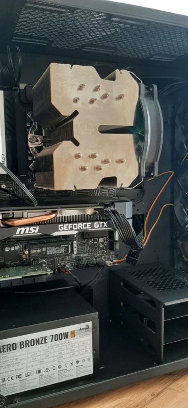 Лот: 20616984. Фото: 1. Игровой ПК i7 10700KF/32GB DDR4... Компьютеры в сборе