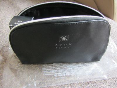 Лот: 9834012. Фото: 1. Большая косметичка от Avon. Другое (красота и здоровье)