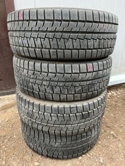 Лот: 19703811. Фото: 1. Kumho WinterCraft Ice WI61 225... Шины