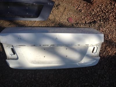 Лот: 3932753. Фото: 1. Mercedes Benz E оригинал крышка... Кузов