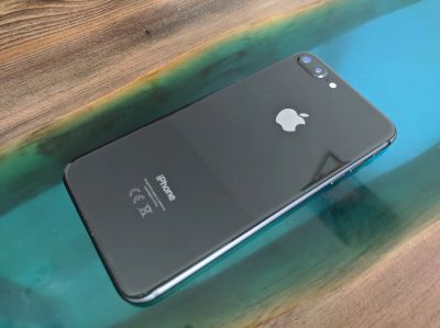 Лот: 18664198. Фото: 1. Iphone 8 plus 128gb. Смартфоны