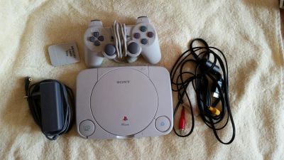 Лот: 7233390. Фото: 1. SonyPlaystation 1. Игровые приставки, консоли