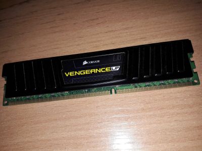 Лот: 14952070. Фото: 1. ОЗУ DDR3 8GB Corsair Vengeance. Оперативная память