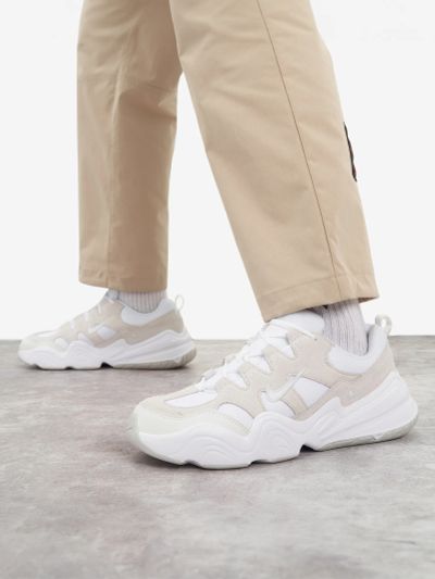 Лот: 24287726. Фото: 1. Кроссовки мужские Nike Tech Hera... Кеды, кроссовки, слипоны