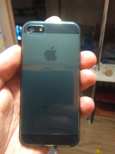Лот: 10753264. Фото: 1. IPhone 5 32Gb. Смартфоны