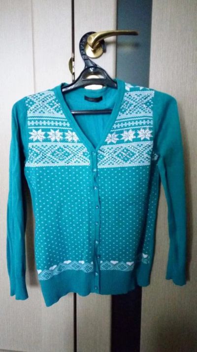 Лот: 9587489. Фото: 1. продам бирюзовую кофту. Свитеры, толстовки, худи