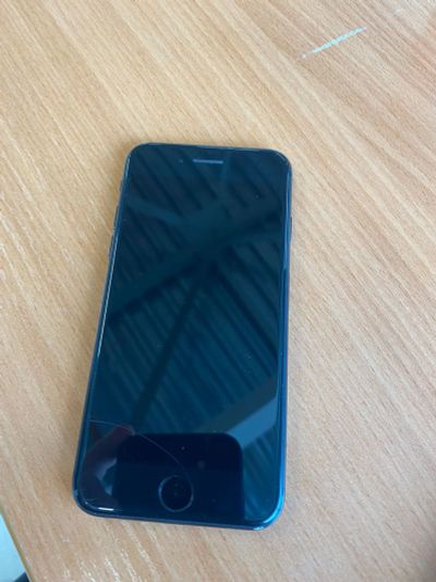 Лот: 19155003. Фото: 1. Iphone 7. Смартфоны