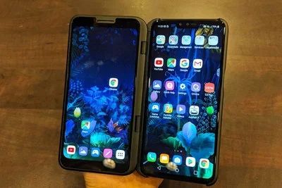 Лот: 15071280. Фото: 1. Смартфон Lg V50 ThinkQ DualScreen... Смартфоны