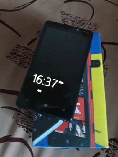 Лот: 8916639. Фото: 1. Nokia LUMIA 820 С документами. Смартфоны