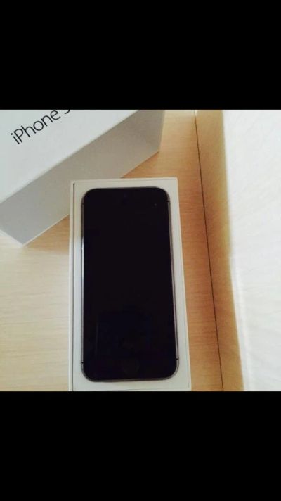 Лот: 4798637. Фото: 1. Продам iphone 5s 32 черный. Смартфоны