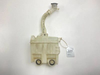 Лот: 21559341. Фото: 1. Бачок омывателя Toyota Wish 2003... Двигатель и элементы двигателя