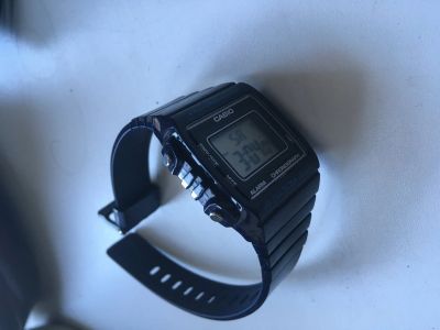 Лот: 11891560. Фото: 1. часы casio illuminator wr 50m. Оригинальные наручные часы