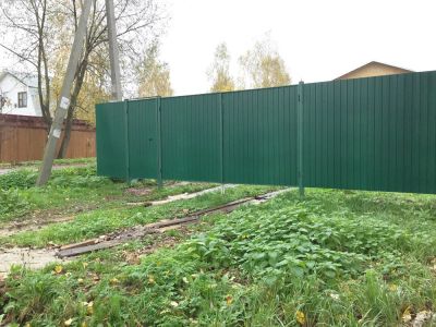 Лот: 9594600. Фото: 1. Забор из профнастила. Ворота, заборы, шлагбаумы