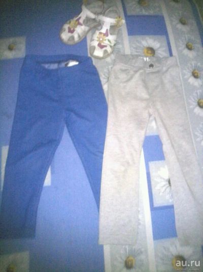 Лот: 9971834. Фото: 1. 2 брюк и босаножки. Брюки, шорты, джинсы