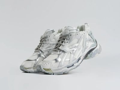Лот: 25365929. Фото: 1. Кроссовки Balenciaga Runner. Кеды, кроссовки, слипоны