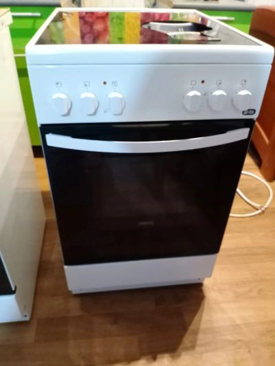 Лот: 25802137. Фото: 1. Плита стеклокерамика Zanussi. Плиты, духовые шкафы, варочные поверхности