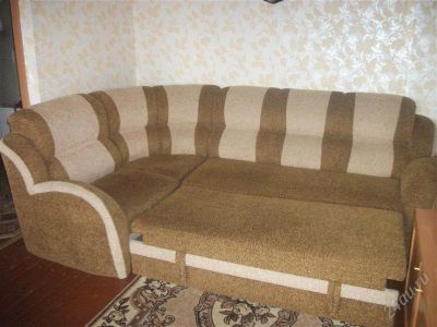 Лот: 897067. Фото: 1. продам диван уголок + 1 кресло. Кресла, пуфы