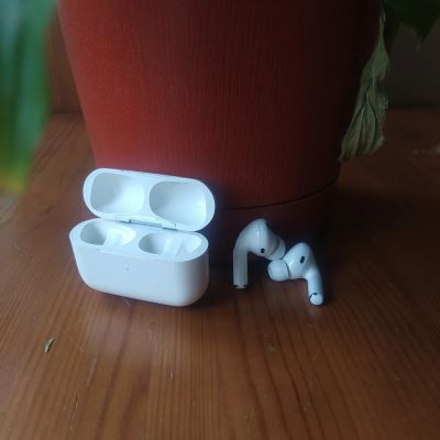 Лот: 19013116. Фото: 1. AirPods pro. Наушники, гарнитуры