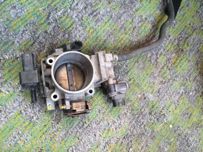 Лот: 8034642. Фото: 1. honda civic eu1 дроссельная заслонка. Двигатель и элементы двигателя