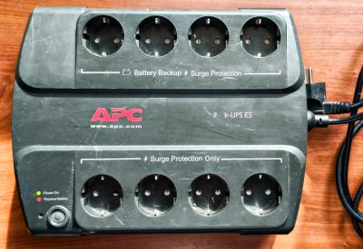 Лот: 25632657. Фото: 1. ИБП APC Back-UPS ES 700 BE700-RS... ИБП, аккумуляторы для ИБП
