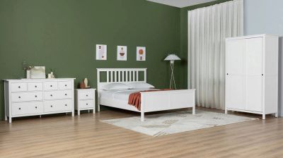 Лот: 23962741. Фото: 1. Спальня с комодом Terek из массива... Спальные гарнитуры