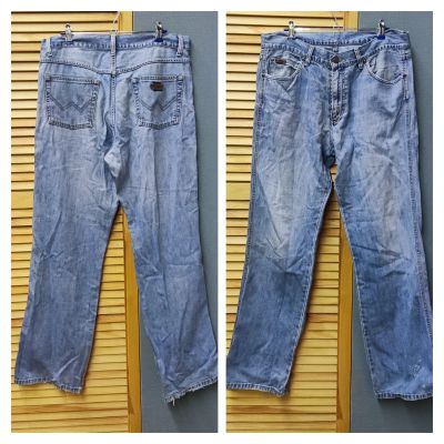 Лот: 25556727. Фото: 1. Джинсы мужские Wrangler, 50-52... Брюки, джинсы, шорты