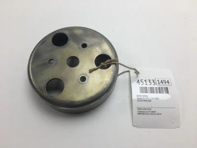 Лот: 20391851. Фото: 1. Шкив помпы Honda Fit 2001 19224PWA000... Двигатель и элементы двигателя