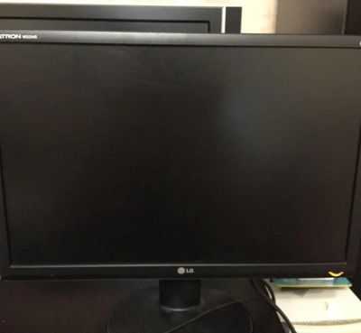 Лот: 23707302. Фото: 1. 2 монитора 22" LG w2243s,неисправность... ЖК-мониторы