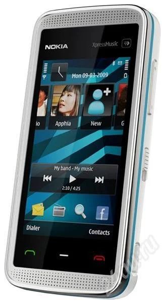Лот: 574170. Фото: 1. На гарантии! Nokia 5530 Белый... Кнопочные мобильные телефоны