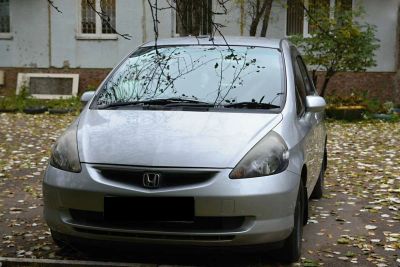 Лот: 3356865. Фото: 1. Срочно Honda Fit. Автомобили