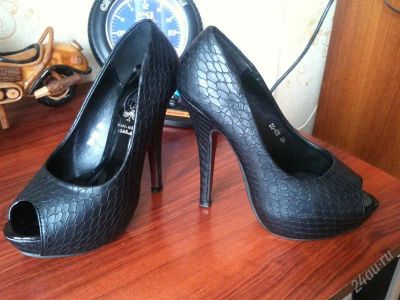 Лот: 1994631. Фото: 1. Красивые туфельки. Другое (женская обувь)