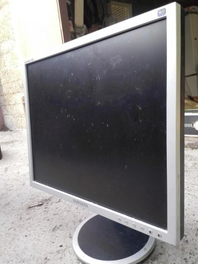Лот: 4356816. Фото: 1. Samsung 940n. ЖК-мониторы