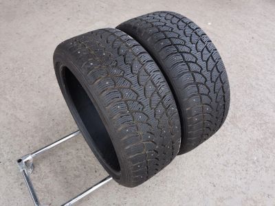 Лот: 25403092. Фото: 1. 225/40 R18 - Пара шин шипованных... Шины