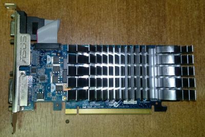 Лот: 11371232. Фото: 1. Asus Geforce EN210 Silent/DI/1GD3... Видеокарты