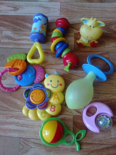 Лот: 5514115. Фото: 1. Пакет игрушек (погремушки). Другое (игрушки)
