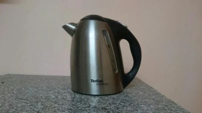 Лот: 6244365. Фото: 1. Чайник электрический Tefal BI662. Чайники, кофемашины, кулеры