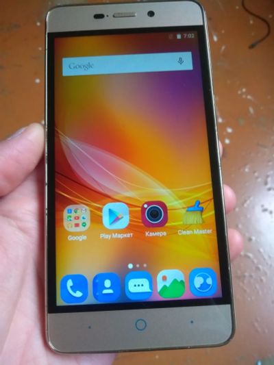 Лот: 25798186. Фото: 1. ZTE blade x3. Кнопочные мобильные телефоны